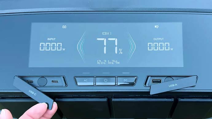 EcoFlow DELTA Pro Ultra review display